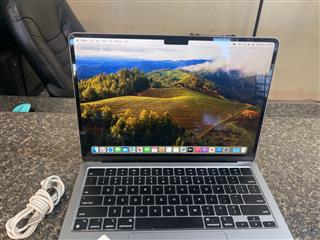 Used APPLE MACBOOK AIR 256GB SSD 8GB Ram MacOs Sonoma M2 Chip A2681